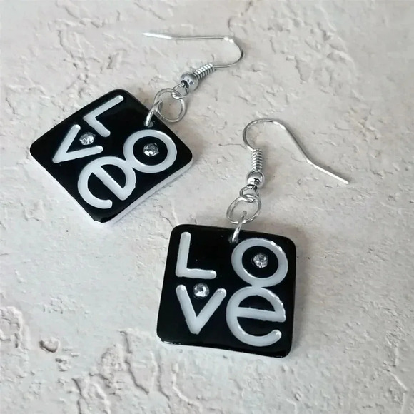 Retro White Black Lucite Acrylic Austrian Crystal Square Love Dangle Earrings - Picture 2 of 5